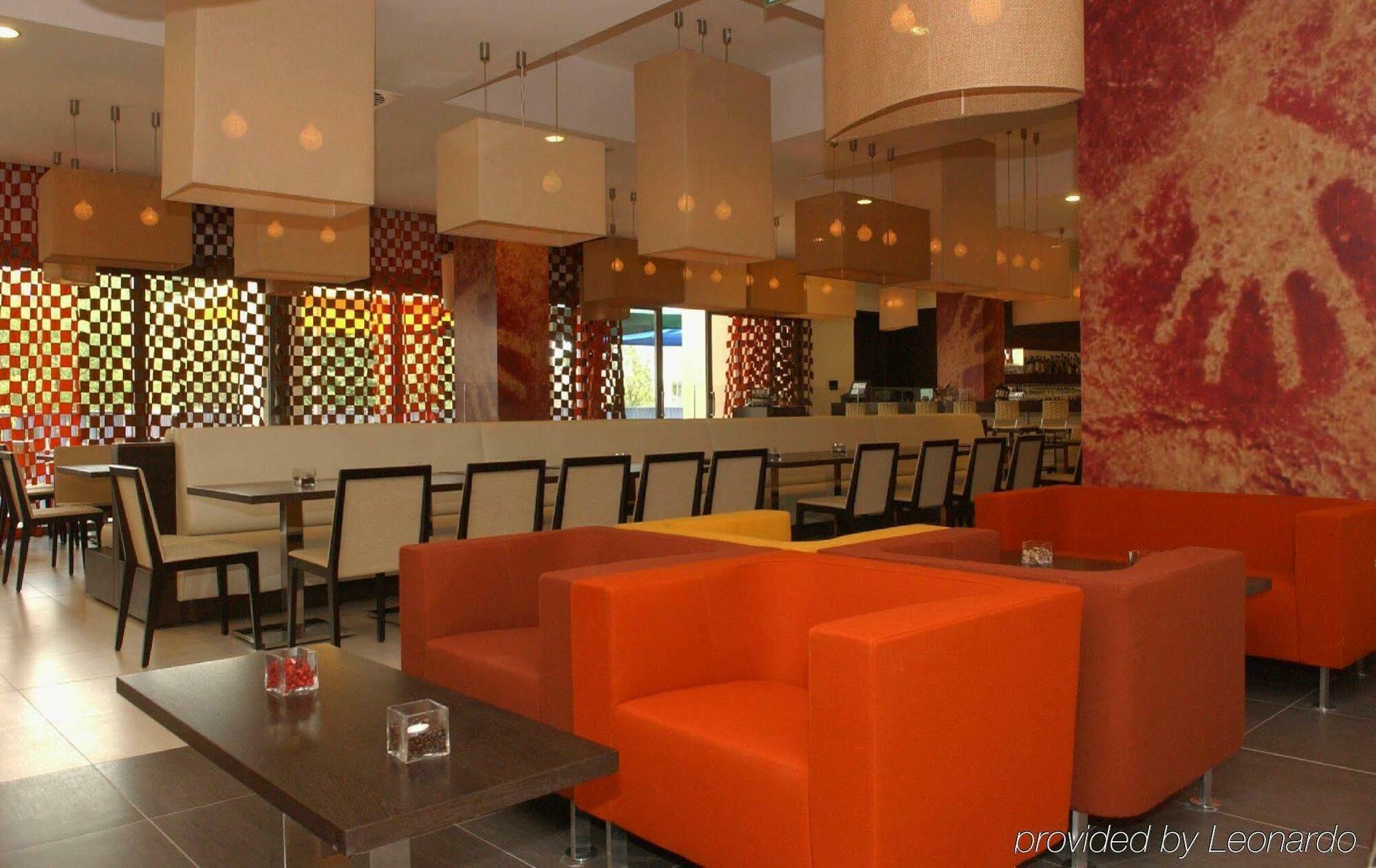 Park Inn by Radisson Sarvar Resort&Spa Restaurant bilde